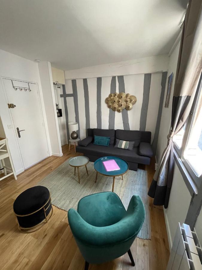 Charmant T1 Vieux Rouen Apartment ภายนอก รูปภาพ