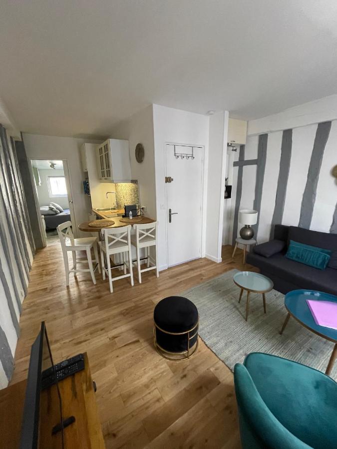 Charmant T1 Vieux Rouen Apartment ภายนอก รูปภาพ