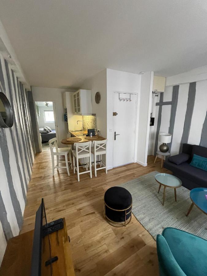 Charmant T1 Vieux Rouen Apartment ภายนอก รูปภาพ